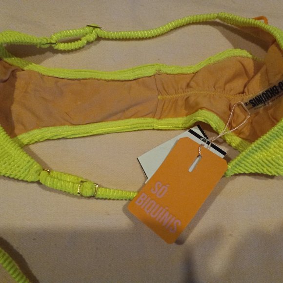 Brazilian bikini - Picture 6 of 8